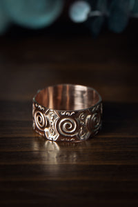 Victorian Hand Chased Spiral Cigar Band Ring